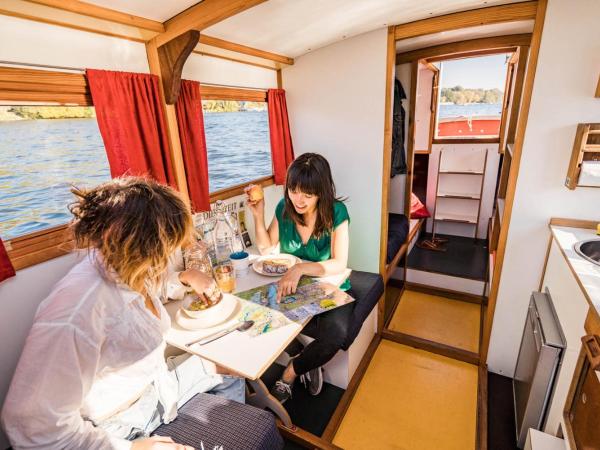 Hausboot Tour mit der Wasserkutsche - Führerscheinfrei : photo 1 de la chambre mobile home