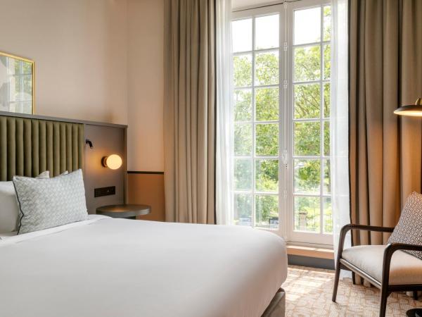 Le Parchamp, a Tribute Portfolio Hotel, Paris Boulogne : photo 4 de la chambre chambre lit king-size deluxe