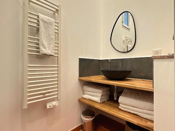 Les Appartements du Vieux Port : photo 8 de la chambre appartement 2 chambres avec terrasse