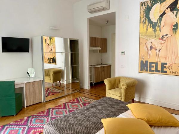 Palazzo Mele Residence : photo 5 de la chambre chambre double ou lits jumeaux supérieure - vue sur jardin