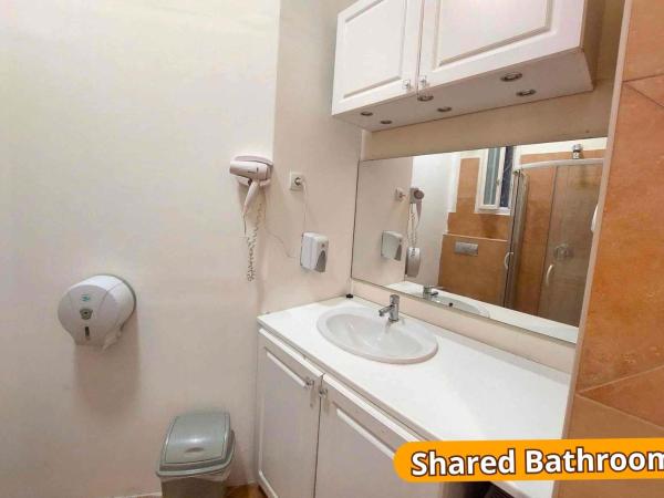 GoodMo Budapest Smart Rooms : photo 2 de la chambre lit dans dortoir 6 lits