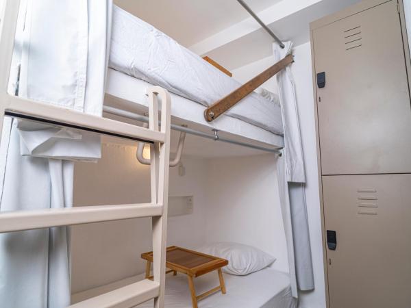 Nomads CoLiving : photo 7 de la chambre lit simple dans dortoir pour femmes