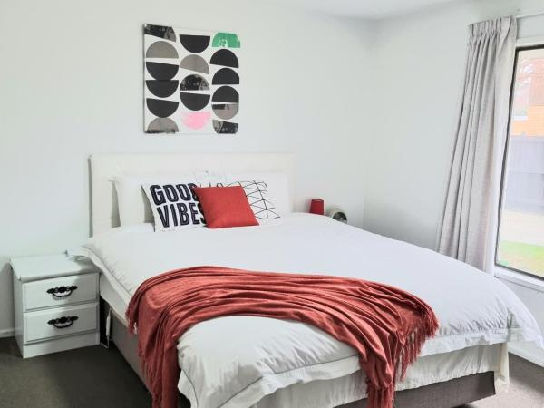 Mordern Stopby Near Christchurch Airport : photo 1 de la chambre chambre lit king-size deluxe
