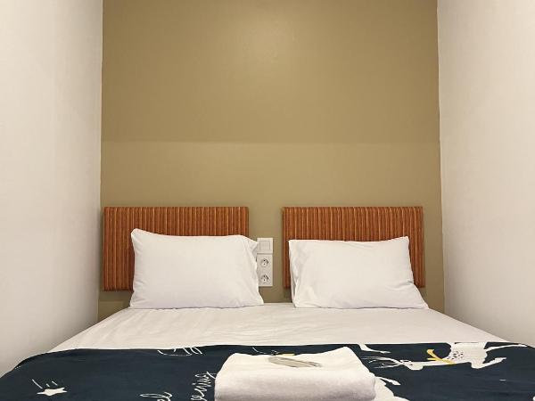 Senayan Stay : photo 3 de la chambre chambre double avec salle de bains commune