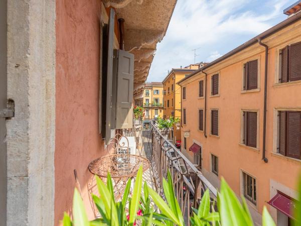 Corte Realdi Suites Piazza Erbe : photo 5 de la chambre studio avec balcon
