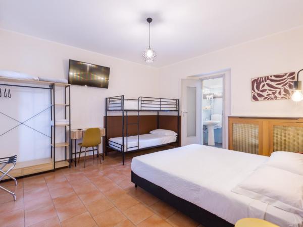 Hotel Castello : photo 1 de la chambre chambre quadruple