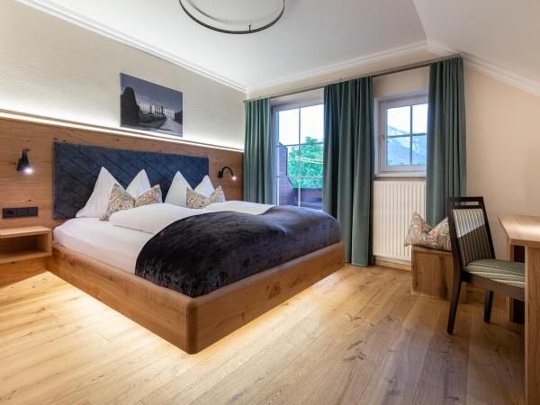 Hotel Frauenschuh Garni : photo 2 de la chambre chambre familiale avec balcon