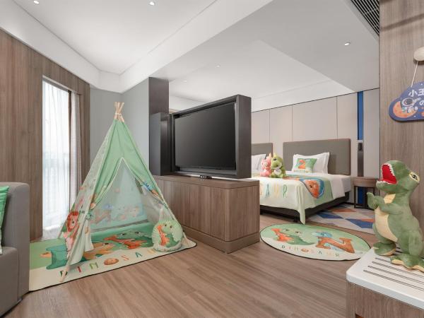 Holiday Inn Express Guangzhou Panyu Dashi, an IHG Hotel : photo 5 de la chambre one-bedroom king suite with kid bed - kids theme