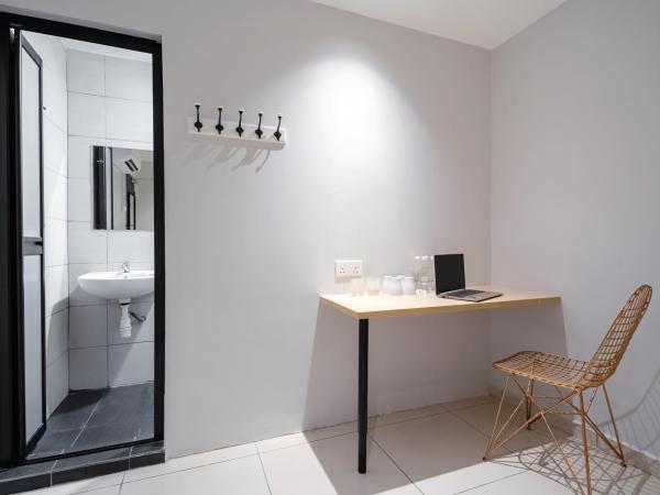 HAKO XPRESS TAMPOI : photo 2 de la chambre chambre familiale