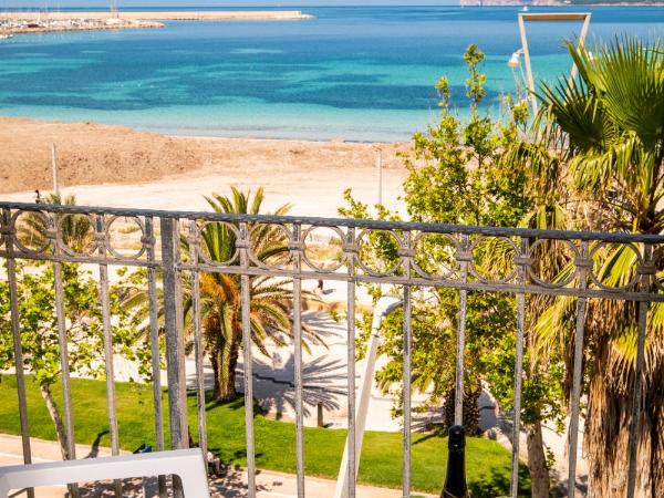 Hotel Il Gabbiano : photo 2 de la chambre chambre double avec balcon - vue directe sur mer