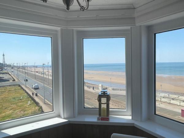 Cherry Blossom Inn : photo 7 de la chambre chambre double deluxe - vue sur mer