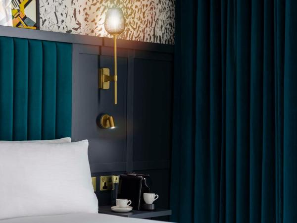DoubleTree by Hilton Leeds : photo 3 de la chambre suite city avec lit king-size