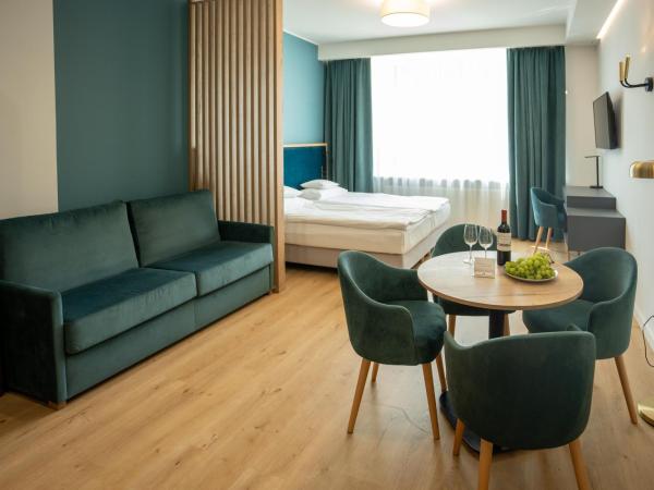 SQUARE APARTMENTS GDYNIA : photo 2 de la chambre chambre quadruple