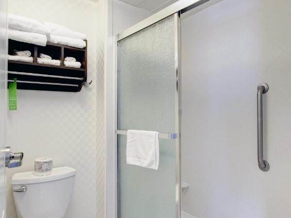 Hampton Inn & Suites by Hilton Dartmouth - Halifax : photo 3 de la chambre chambre lit king-size exécutive avec canapé-lit - non-fumeurs