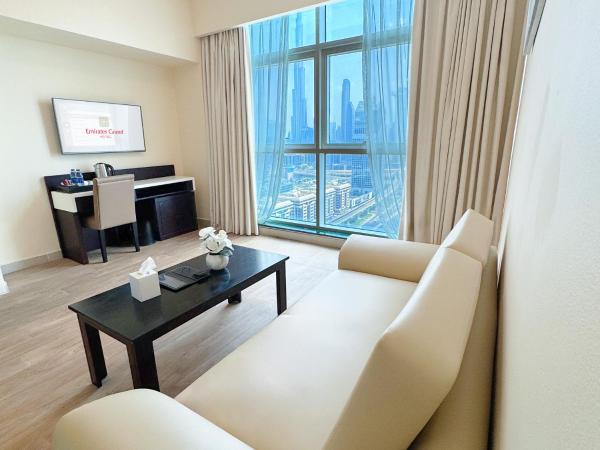 Emirates Grand Hotel : photo 3 de la chambre one bedroom suite with burj khalifa view