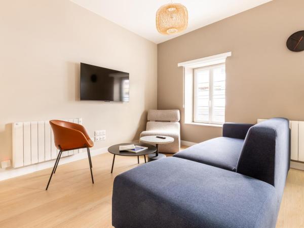 Le Chat Qui Dort - Lille Gare : photo 2 de la chambre appartement avec douche