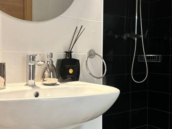 Pensión Alicante Bergez : photo 6 de la chambre chambre double - accessible aux personnes à mobilité réduite