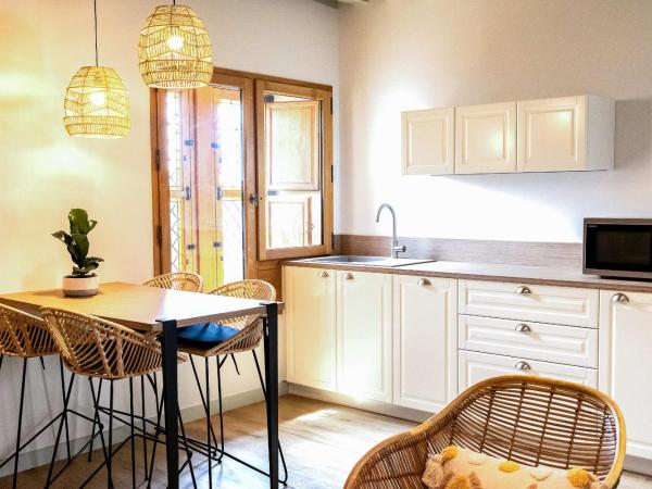 La Mère Poulard : photo 1 de la chambre appartement familial 2 chambres