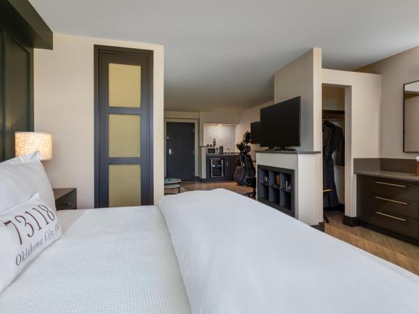 The Winslow - Oklahoma City : photo 3 de la chambre work wise premium studio, 1 king bed