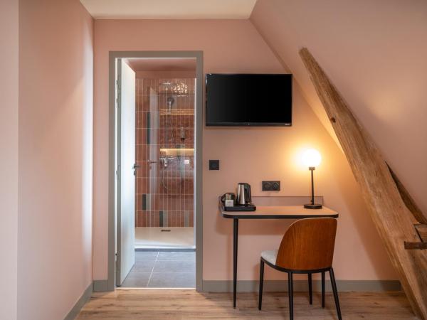 La Maison Rabelais : photo 4 de la chambre chambre deluxe