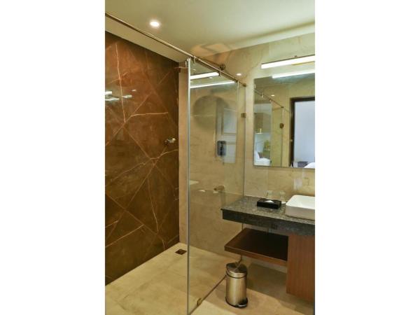 Accord Chrome : photo 2 de la chambre chambre lit king-size