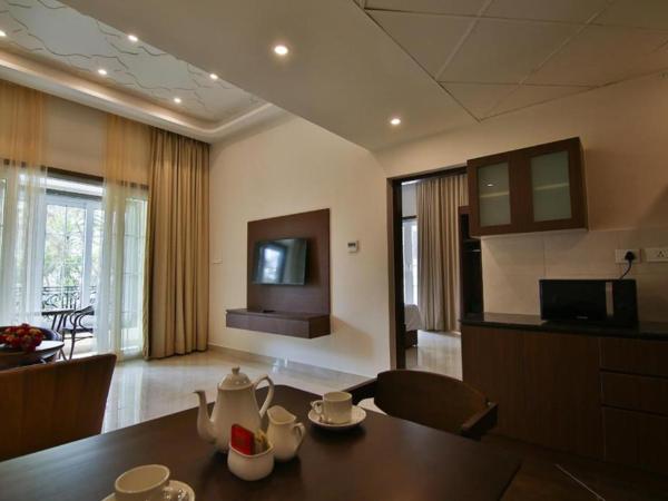 Accord Chrome : photo 2 de la chambre suite deluxe avec lit king-size