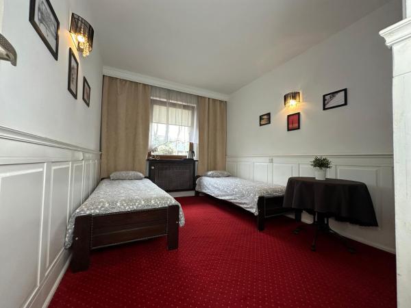Pensjonat Gogol.s : photo 3 de la chambre chambre lits jumeaux avec toilettes communes