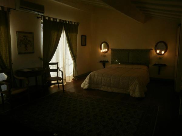 I Parigi Corbinelli Residenze : photo 9 de la chambre chambre double ou lits jumeaux avec terrasse