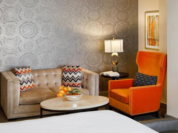 Colcord Hotel Oklahoma City, Curio Collection by Hilton : photo 1 de la chambre chambre lit king-size deluxe