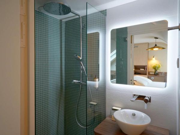 Hôtel Littéraire Arthur Rimbaud, BW Signature Collection : photo 3 de la chambre chambre lit queen-size confort - non-fumeurs