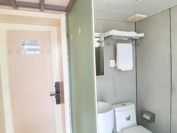 Yozo Serviced Apartment : photo 9 de la chambre studio avec mezzanine