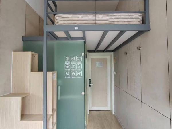 Yozo Serviced Apartment : photo 8 de la chambre studio avec mezzanine