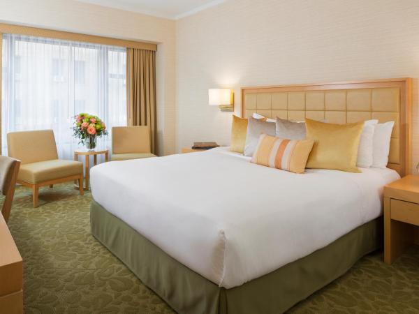 Orchard Garden Hotel : photo 4 de la chambre chambre lit king-size