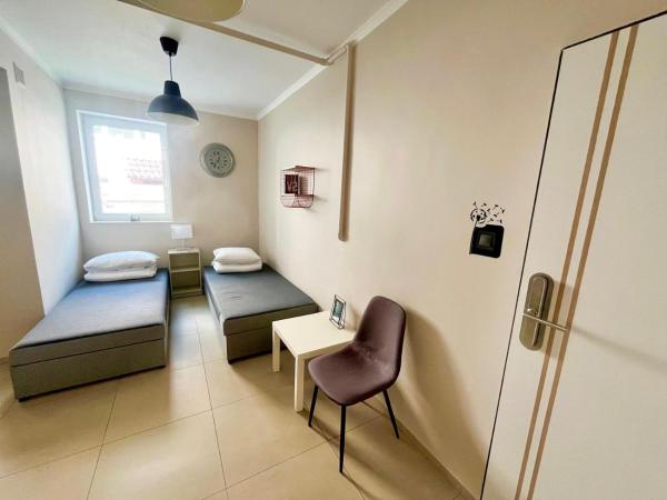 Happy Living Hostel : photo 3 de la chambre studio standard