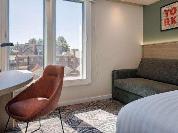 Hampton by Hilton York : photo 2 de la chambre chambre lit king-size - Étage supérieur