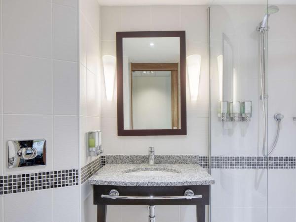 Hampton by Hilton York : photo 4 de la chambre chambre lit queen-size avec canapé-lit