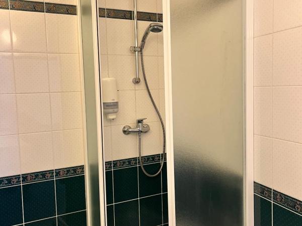 Hotel du Nord - Ville-Haute : photo 4 de la chambre chambre lit king-size supérieure