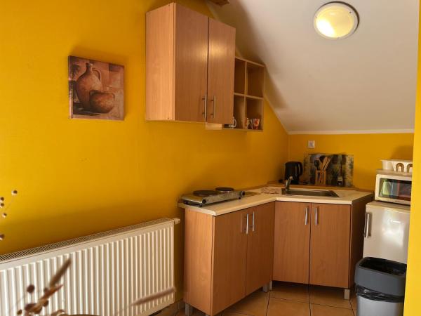 Zielony Domek : photo 4 de la chambre chambre quadruple avec kitchenette