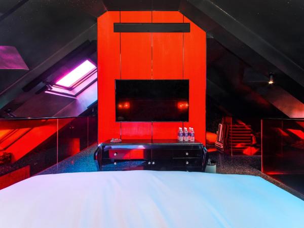 Space Design Hotel : photo 2 de la chambre suite en duplex