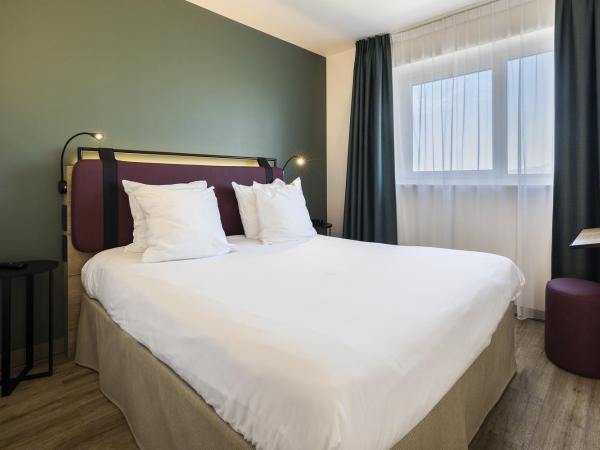 Campanile Perpignan Nord - Aéroport : photo 1 de la chambre chambre 1 lit double