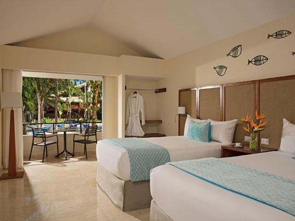 Riviera del Mar : photo 3 de la chambre chambre double - vue sur piscine