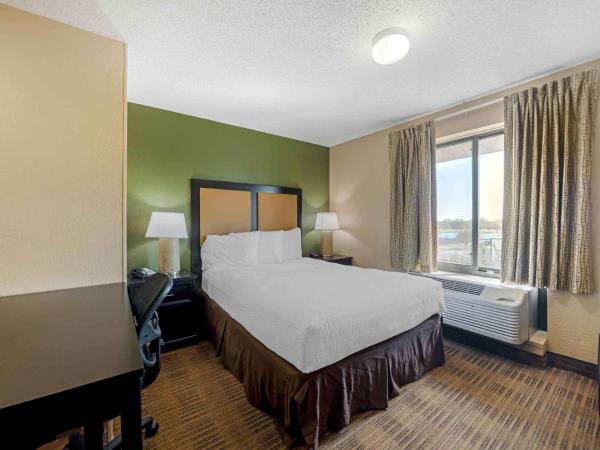 Extended Stay America Suites - Oklahoma City - Northwest : photo 1 de la chambre studio lit queen-size - non-fumeurs