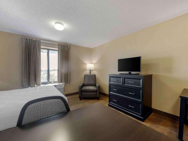 Extended Stay America Suites - Oklahoma City - Northwest : photo 3 de la chambre studio lit queen-size - non-fumeurs