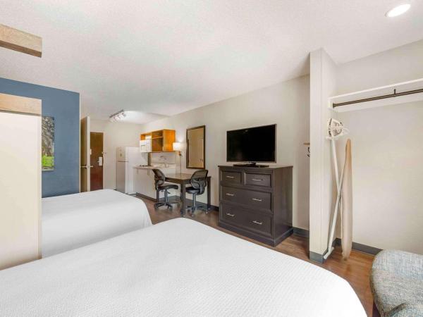 Extended Stay America Premier Suites - Fort Lauderdale - Convention Center - Cruise Port : photo 3 de la chambre studio supérieur avec 2 lits doubles - non-fumeurs