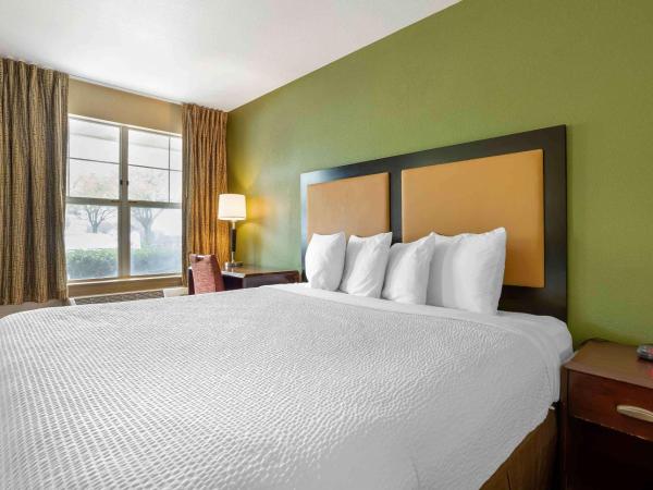 Extended Stay America Suites - Phoenix - Chandler - E Chandler Blvd : photo 2 de la chambre studio supérieur - non-fumeurs
