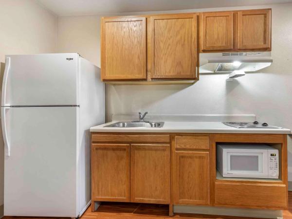 Extended Stay America Select Suites - Oklahoma City - Bethany : photo 7 de la chambre chambre double standard - non-fumeurs