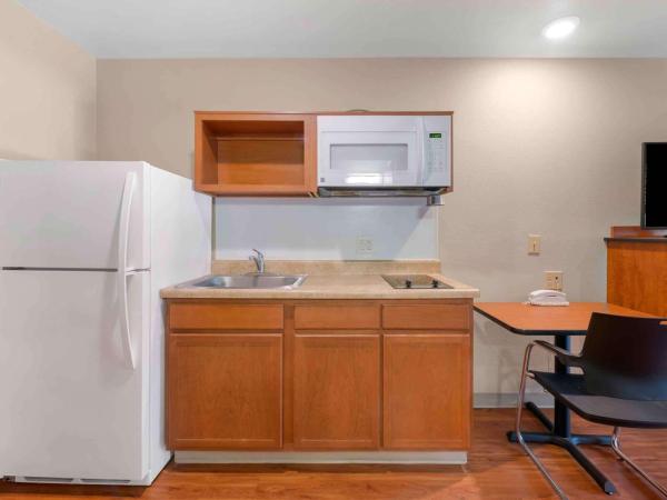 Extended Stay America Select Suites - Oklahoma City - Bethany : photo 4 de la chambre chambre double avec 2 lits doubles - non-fumeurs