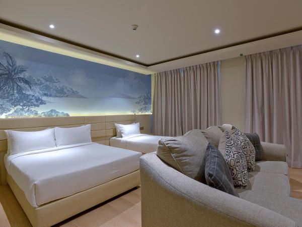 Cititel Express Kota Kinabalu : photo 2 de la chambre suite familiale