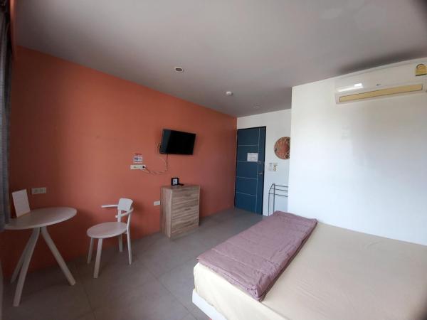 In Phuket House : photo 4 de la chambre chambre double supérieure - vue sur ville