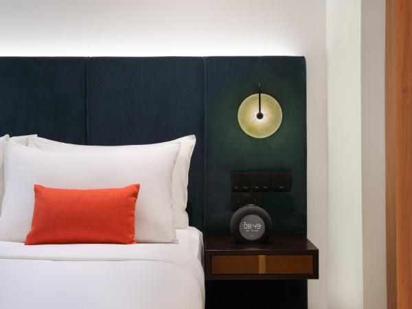 Park Regis by Prince Singapore - Newly Renovated : photo 3 de la chambre deluxe queen room [newly renovated]